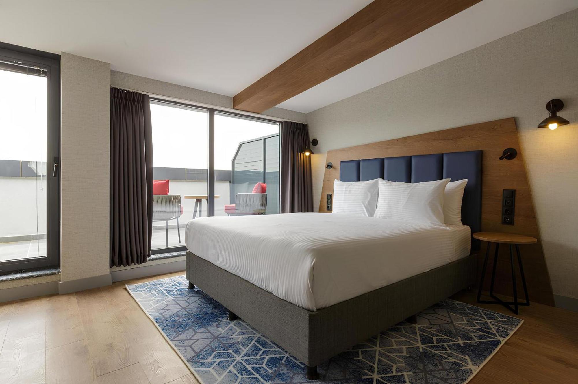 Ramada Encore By Wyndham Istanbul Arnavutkoy Esterno foto
